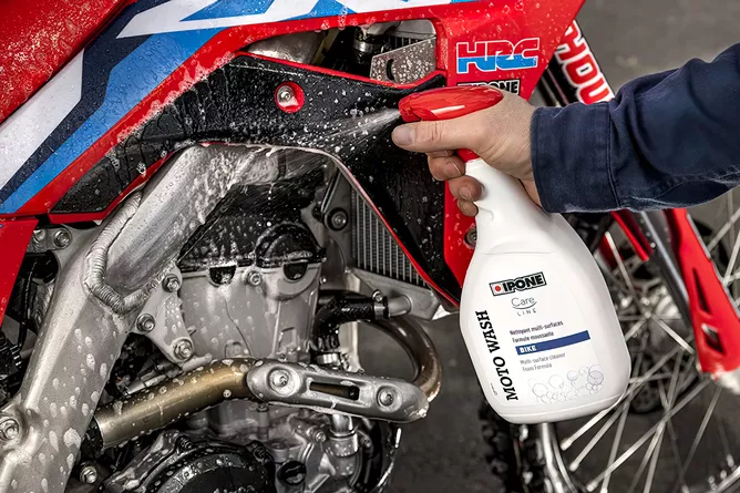 Detergente multiuso Ipone Moto Wash 1L - immagine 3