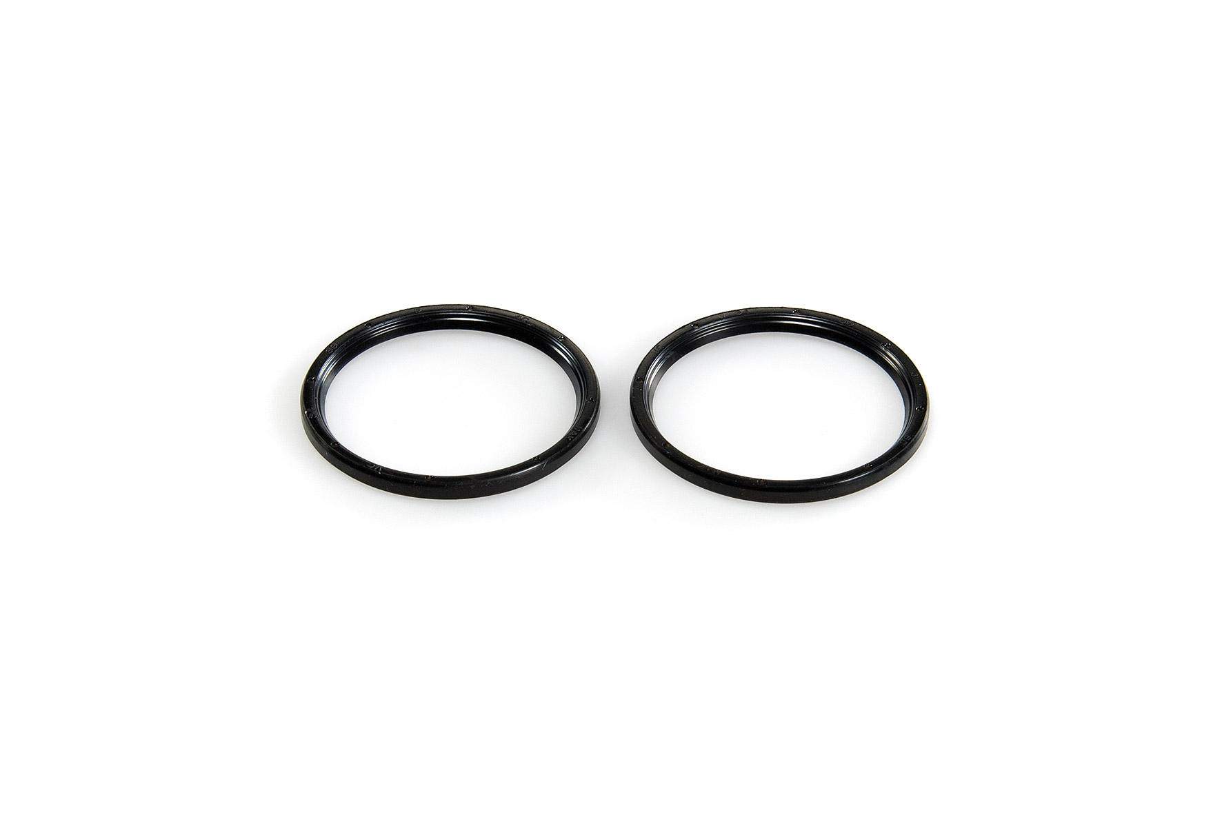 Kit di revisione composto da 2 anelli di tenuta paraolio in gomma speciale NBR dimensioni 34x39x3 mm per puleggia condotta correttore di coppia Malossi - Codice 6616133E
